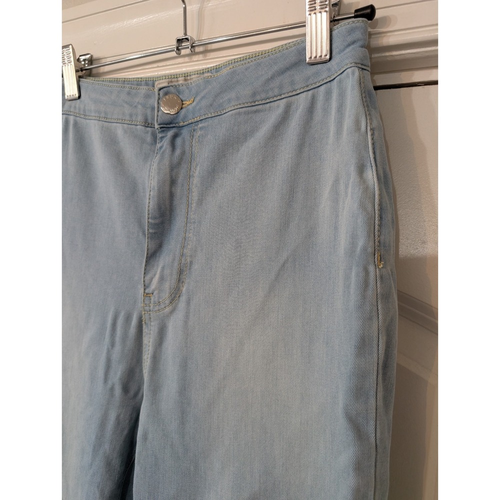 Free People just float on flare jeans Womens Size 26L Light Wash High‎ Rise - Picture 3 of 8